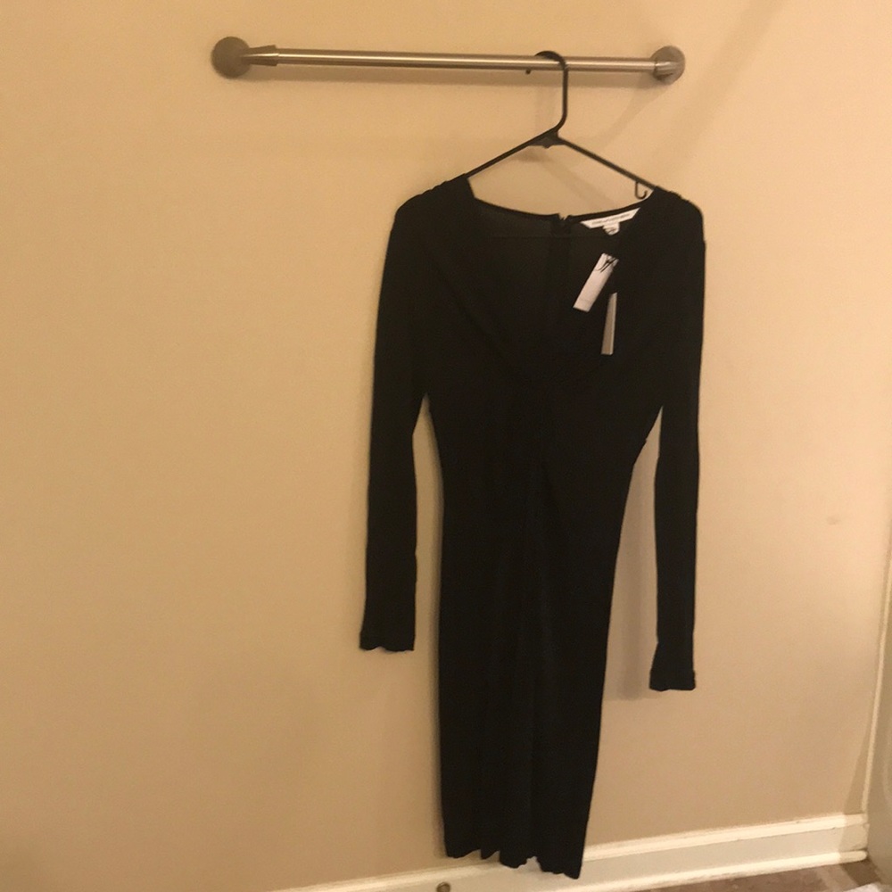 NWT!  Diane von Furstenburg size 6 midi dress